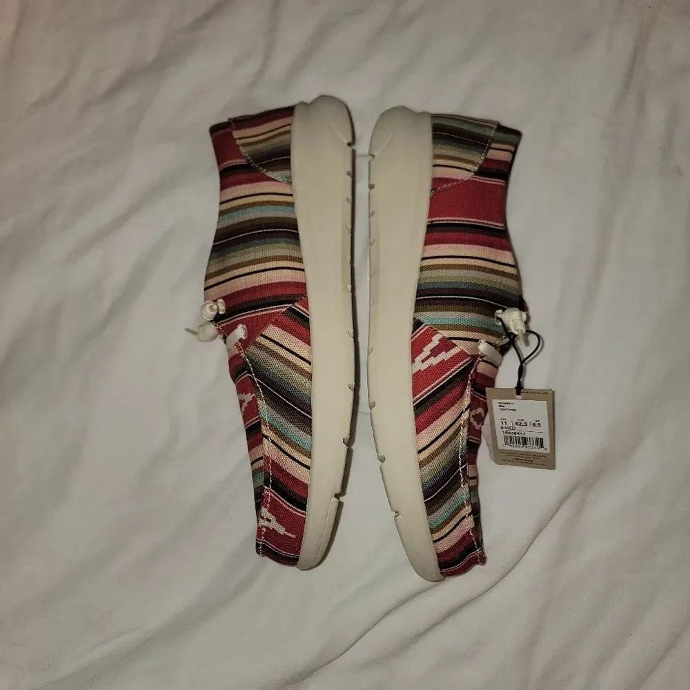 🆕️🤠Ariat: Women’s Hilo Pastel Serape Shoe, Sz 11 - Picture 7 of 11